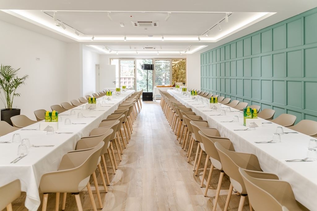 restaurants-shalom--kosher-restaurant