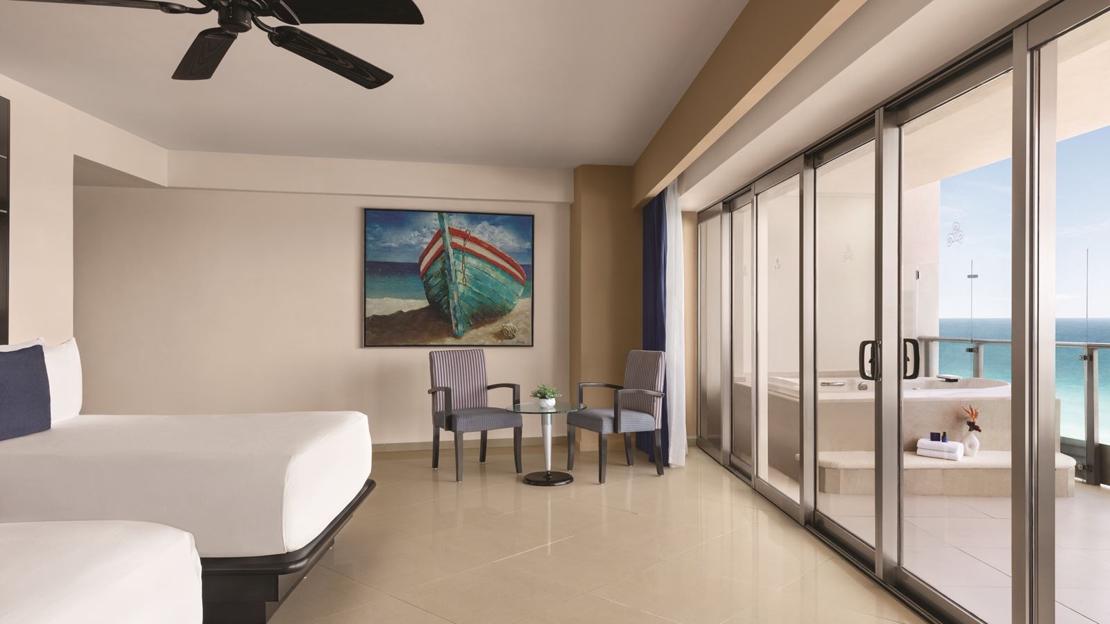 rooms-ocean-front-suite-double