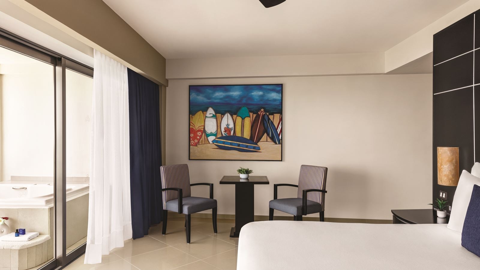 rooms-sunset-suite-king