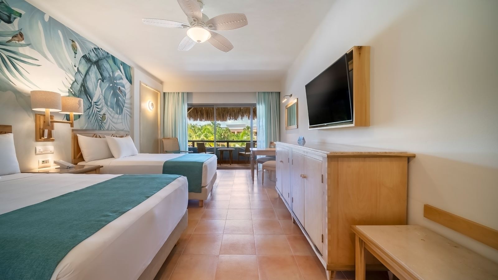 rooms-premium-tropical-view