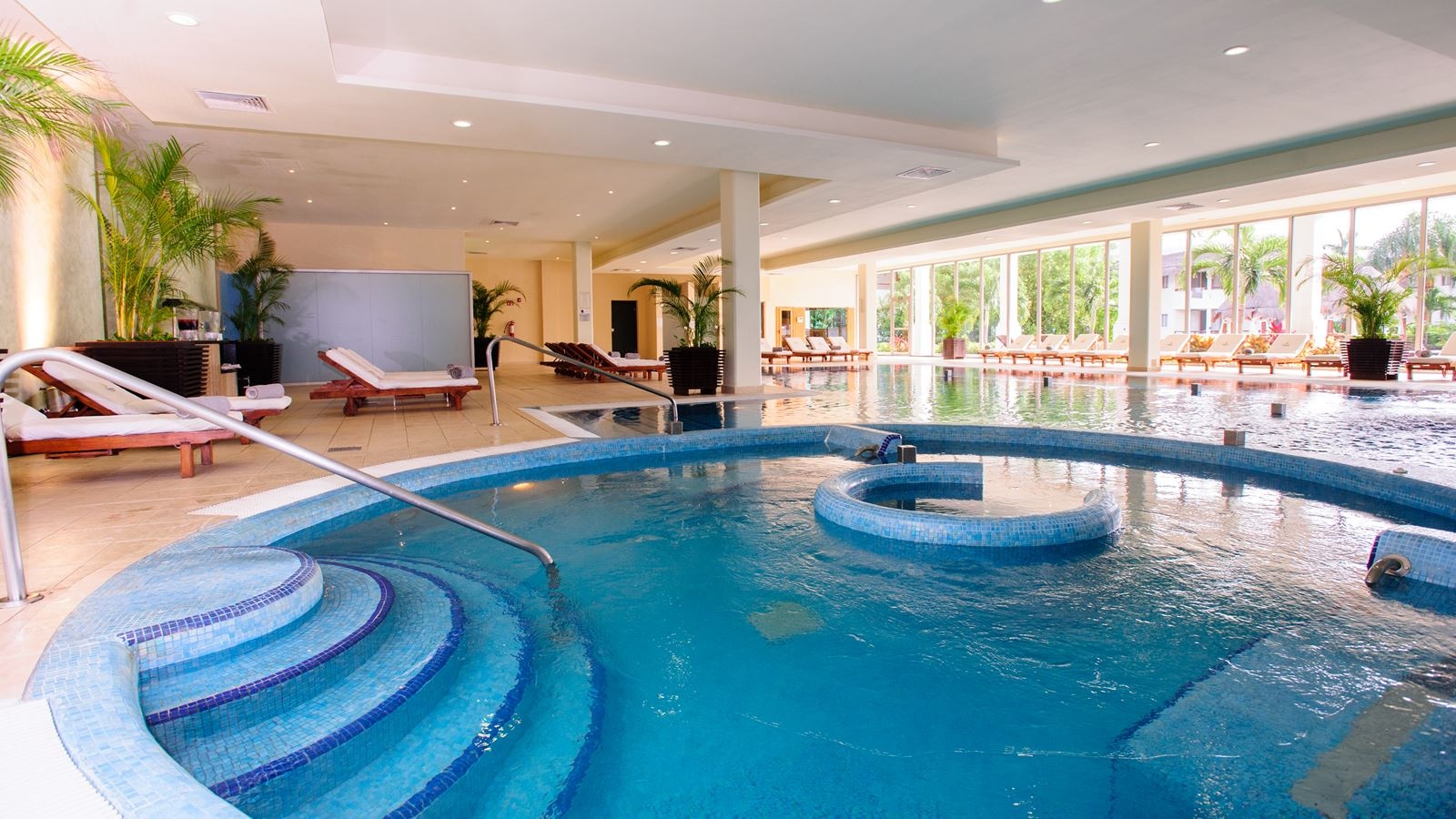 pools-indoor-pool