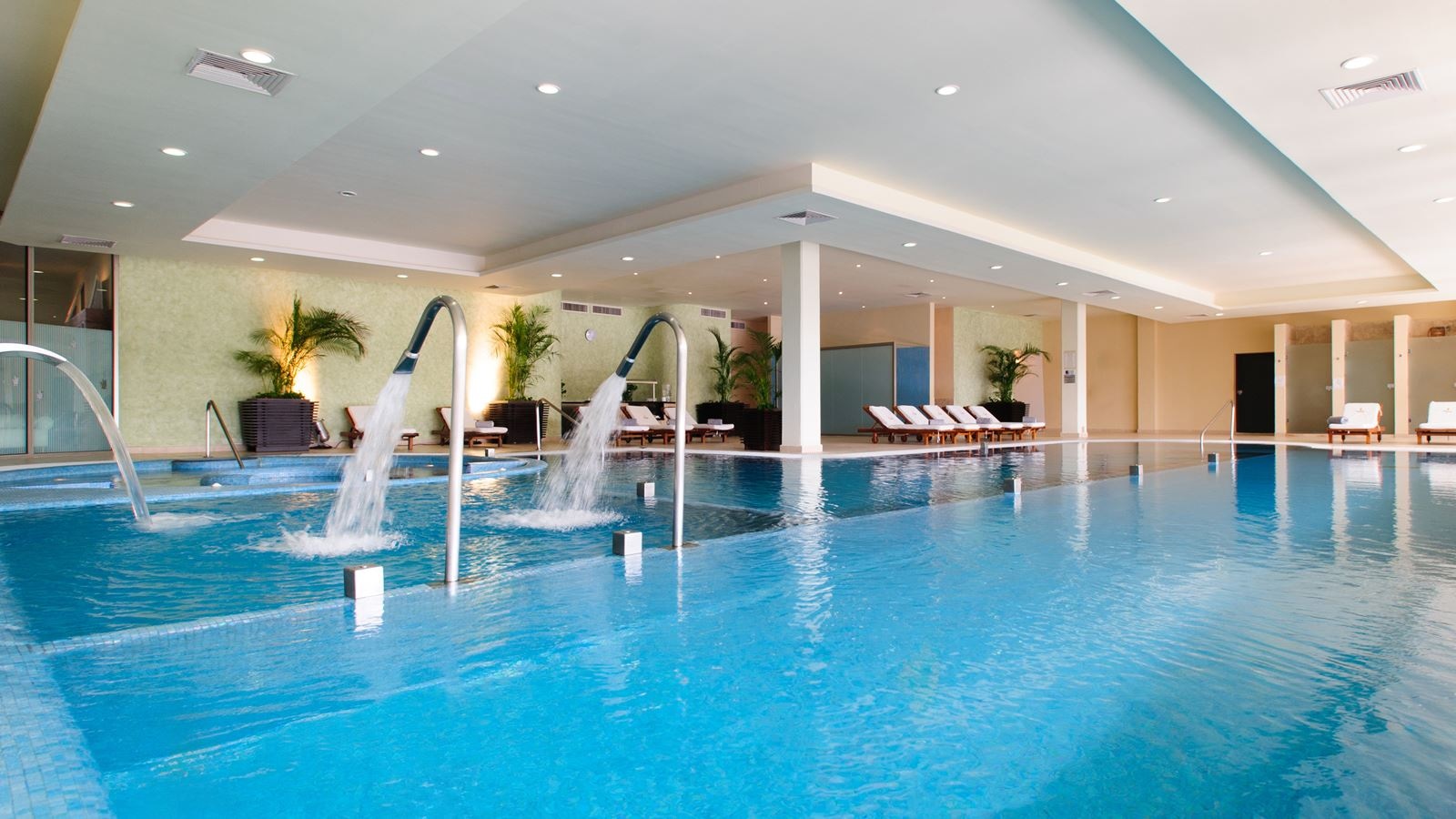 pools-indoor-pool