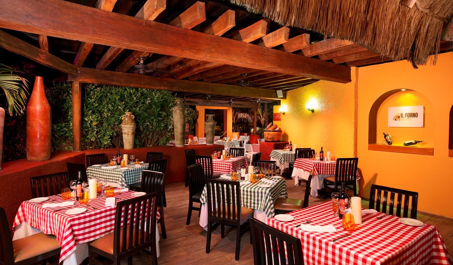 restaurants-dos-lunas