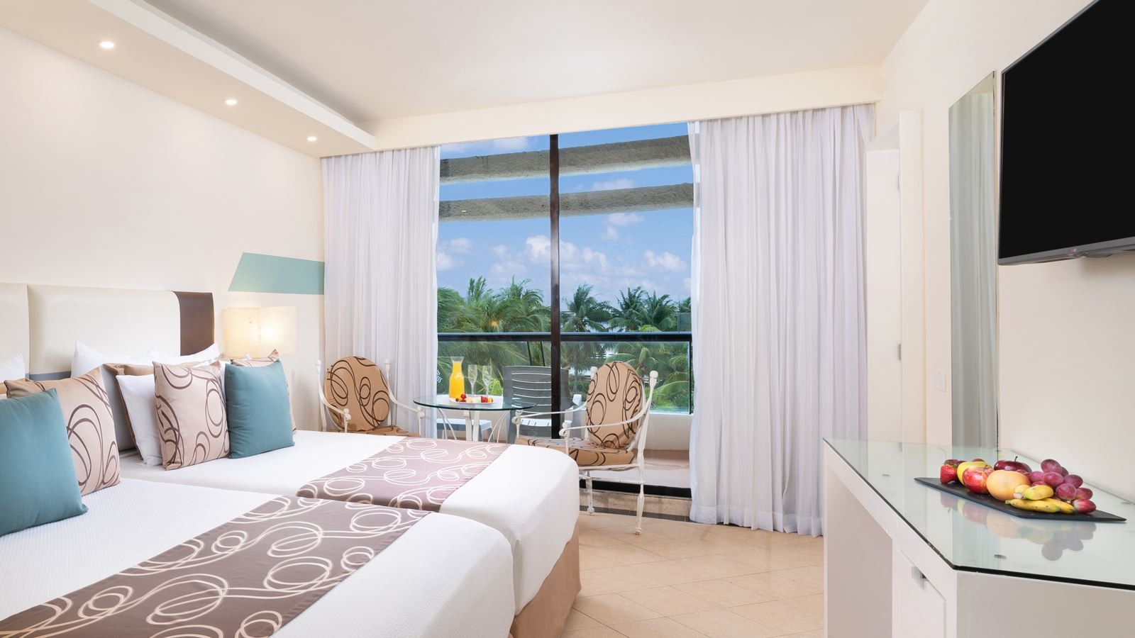 rooms-grand-standard