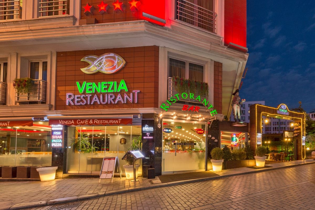 restaurants-restaurants