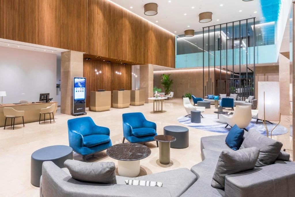 general-main-building