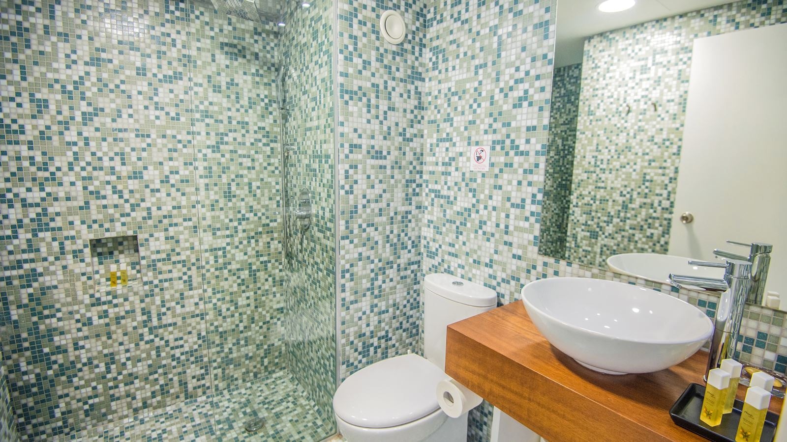 rooms-double-or-twin-standard