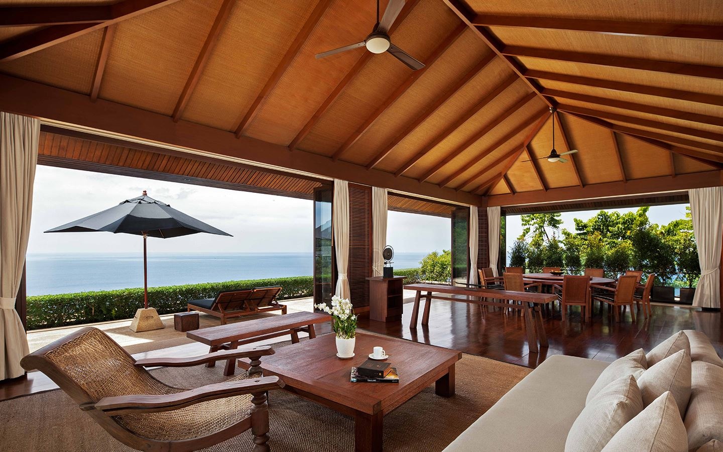 rooms-grand-residence-pool-villa